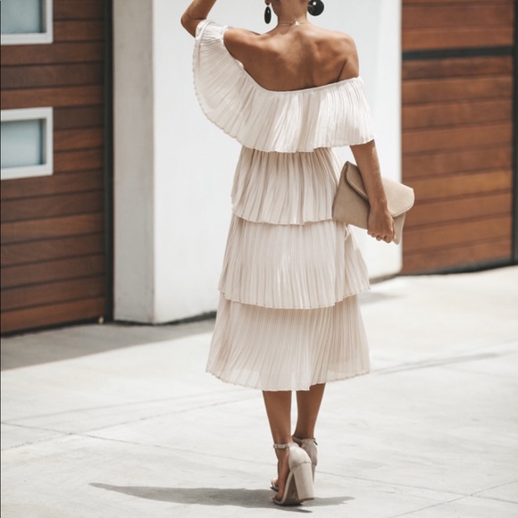 Vici Dresses & Skirts - Bonifacio tiered pleated midi dress in taupe